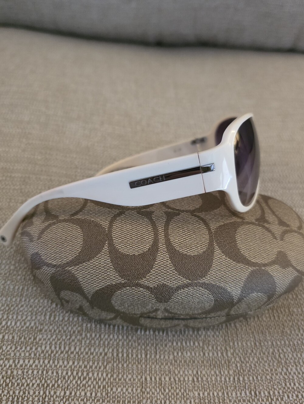 Vintage Coach Apres Ski Aviator Sunglasses White Frame Gradient Lens w/ Case - Picture 4 of 8